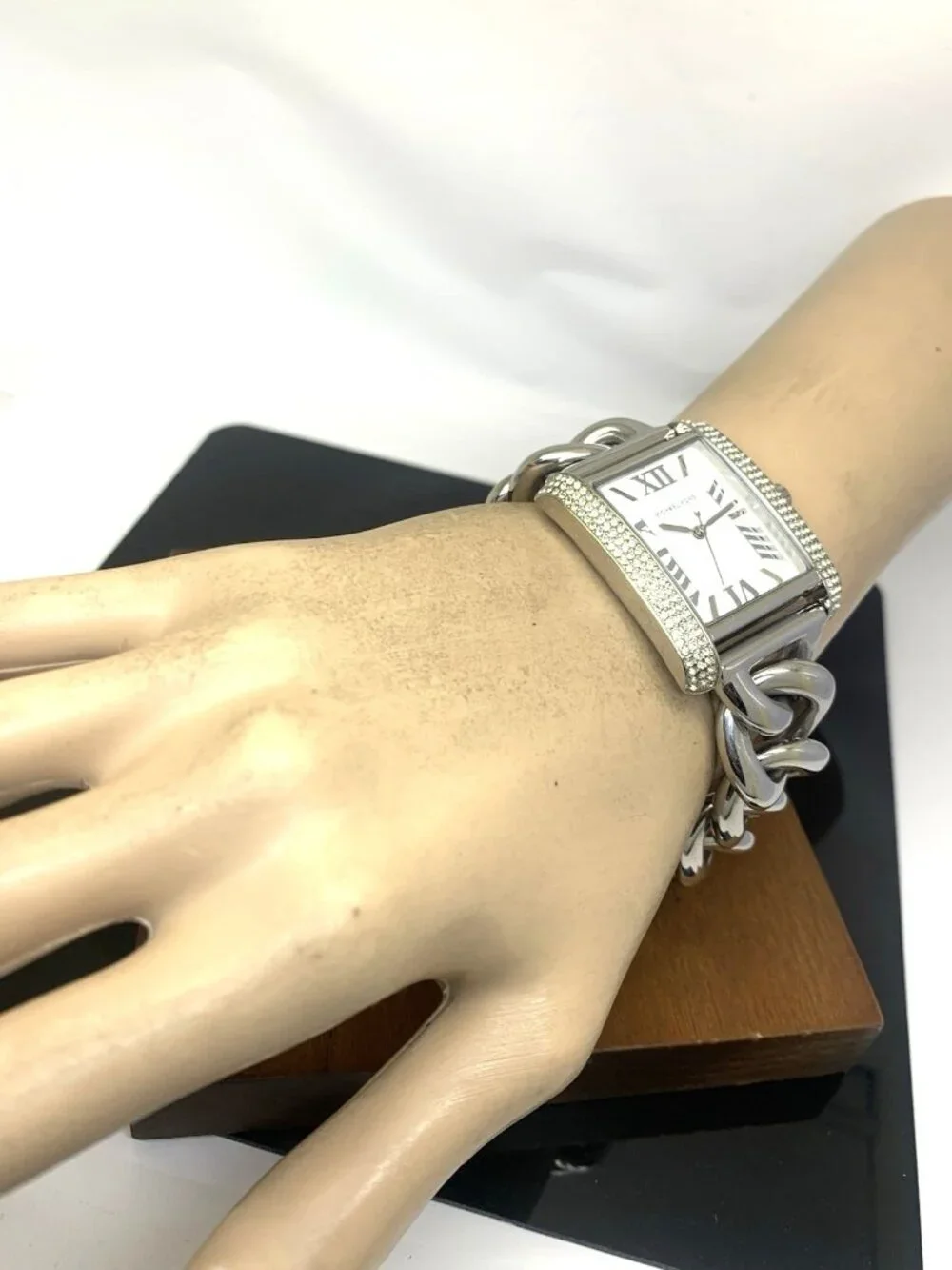 Michael Kors Women's Watch MK7438 Emery Quartz Silver Stainless Steel 32mm